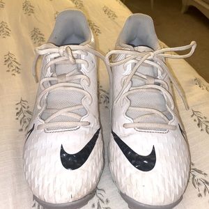 Women's Shoes: Nike Hyperdiamond 4 Keystone Molded Softball Cleats